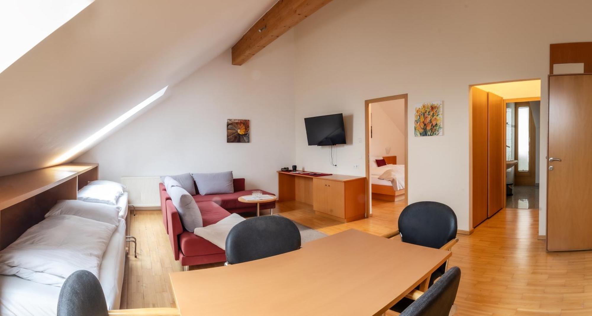 Hotel Loewen Lingenau Zewnętrze zdjęcie