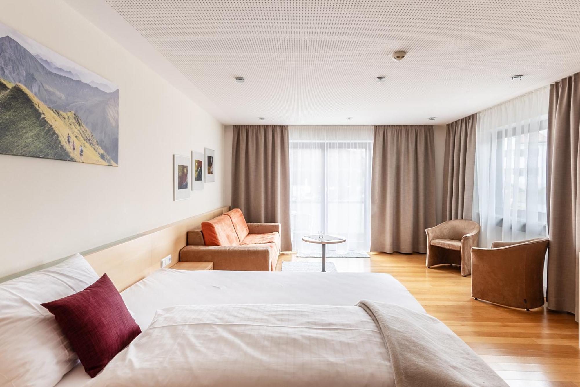 Hotel Loewen Lingenau Zewnętrze zdjęcie